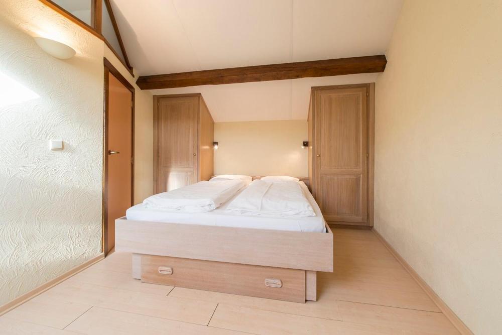Appart Hotel Au Pied De Vigne Vresse-sur-Semois Esterno foto