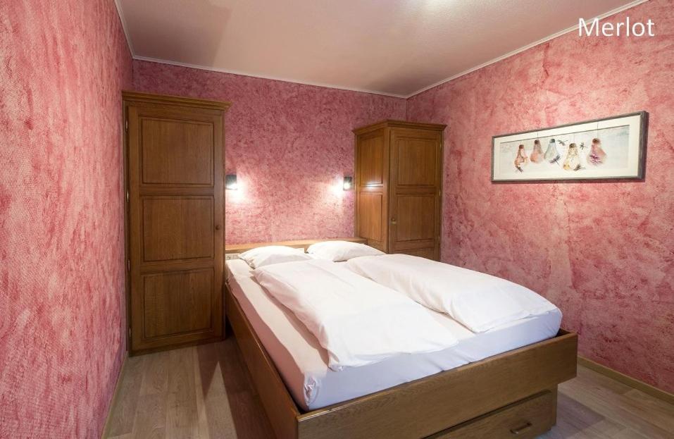 Appart Hotel Au Pied De Vigne Vresse-sur-Semois Esterno foto